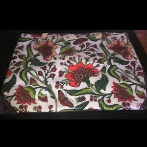 Retro looking tote bag brand new‎